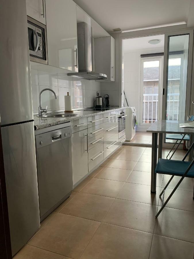 Apartamento En Bilbao Con Parking Gratis Luaran gambar